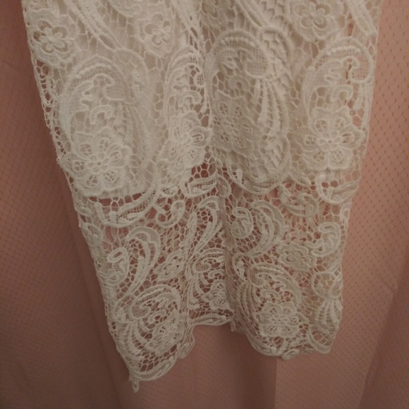 Dress - Picture 4 of 8